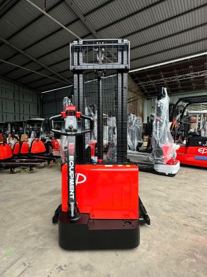 xe nâng điện ESD152 - 1,5 Tấn
