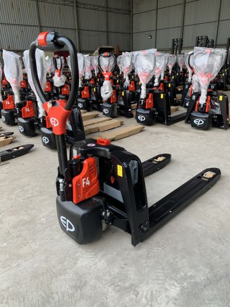 Xe nâng tay điện 1,5 tấn F4