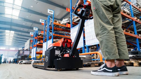 Xe nâng tay 2 tấn EPT20-ET