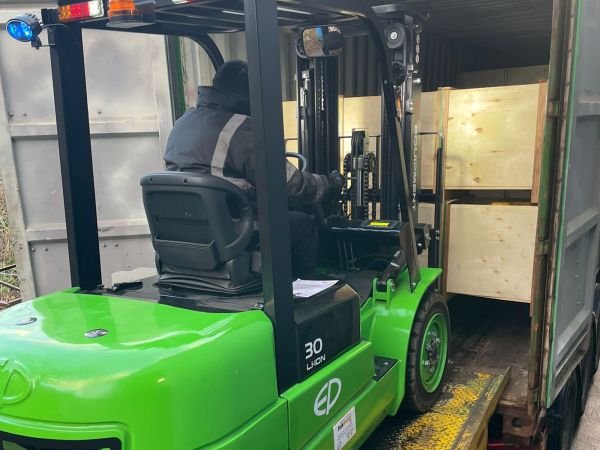 Xe điện 3-3,5 tấn EFL302/EFL352