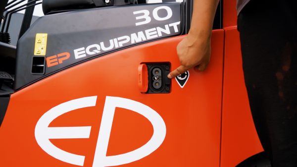 Xe nâng điện 2,5-3,5 tấn EFL253S/EFL303S/EFL353S