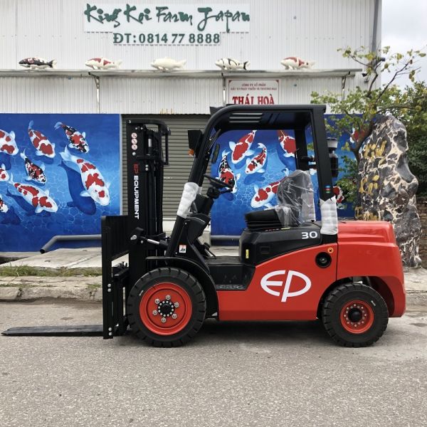 Xe nâng Diesel 3,0 tấn CPCD30T8