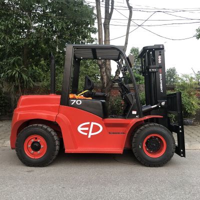 Xe nâng Diesel 7,0 tấn CPCD70T8