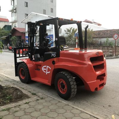 Xe nâng Diesel 7,0 tấn CPCD70T8