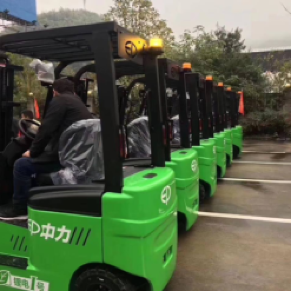 Xe nâng điện 1,5-2 tấn CPD15/20L1