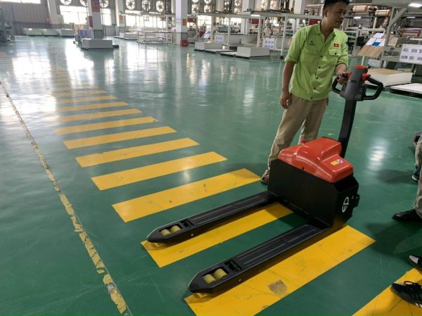 Xe nâng tay 2 tấn EPT20-ET