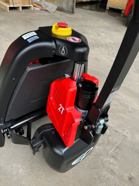 Xe nâng tay điện 2 tấn EPT20-EZ