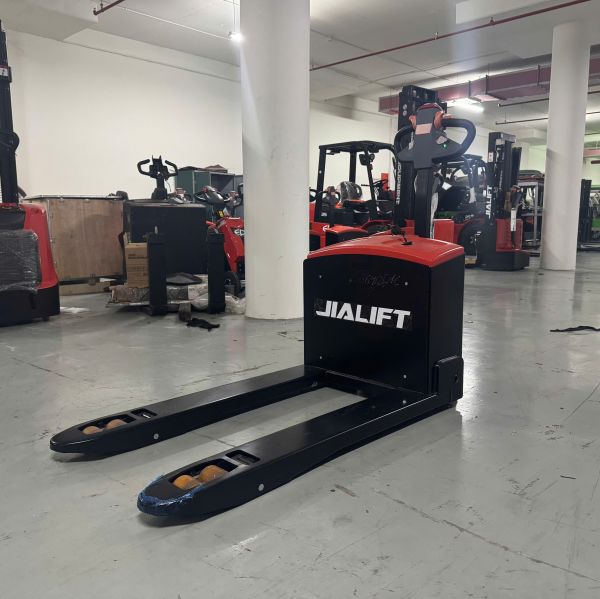 Xe nâng tay điện 3 tấn CBD30-C