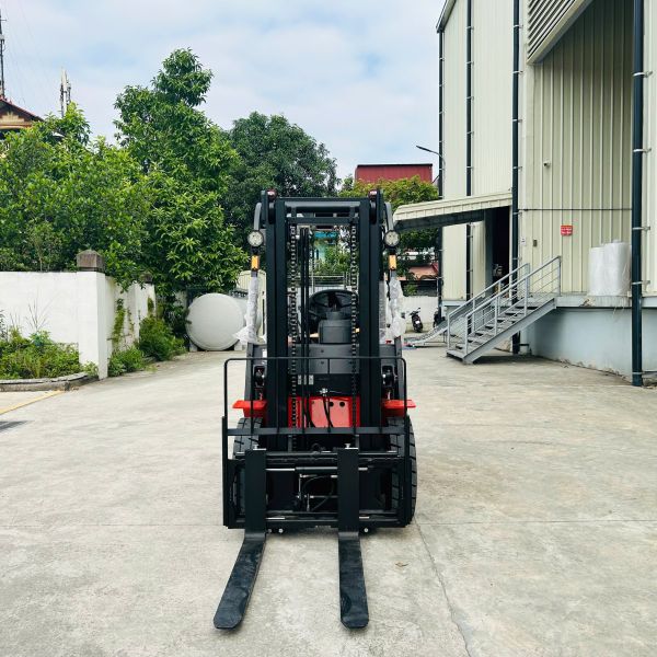 xe nâng điện ngồi lái EFX2-251