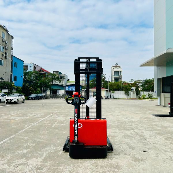 xe nâng điện  ESD152 - 1,5 Tấn