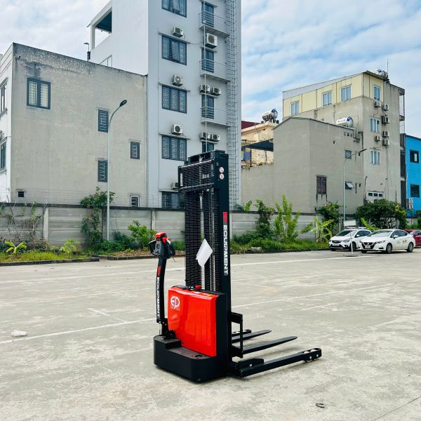 xe nâng điện  ESD152 - 1,5 Tấn 